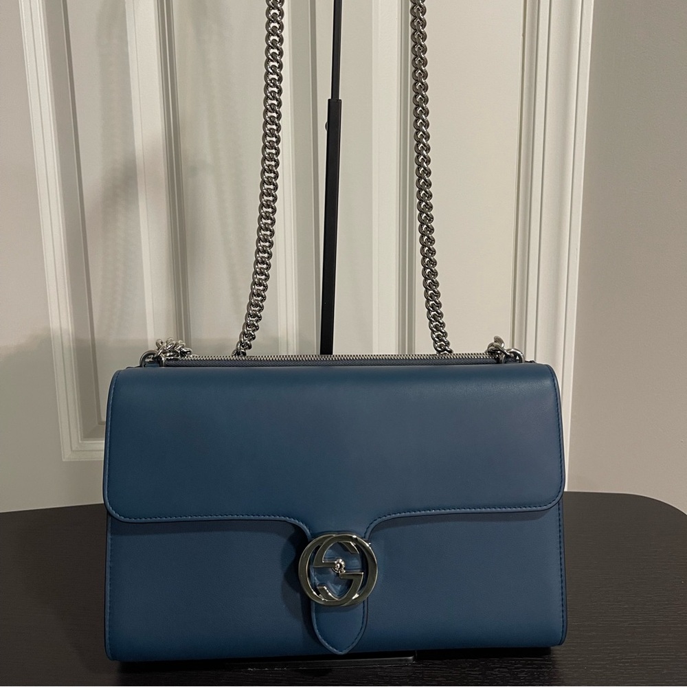 Gucci Dusty Avio Shoulder Bag with Chain - Picture 3 of 14